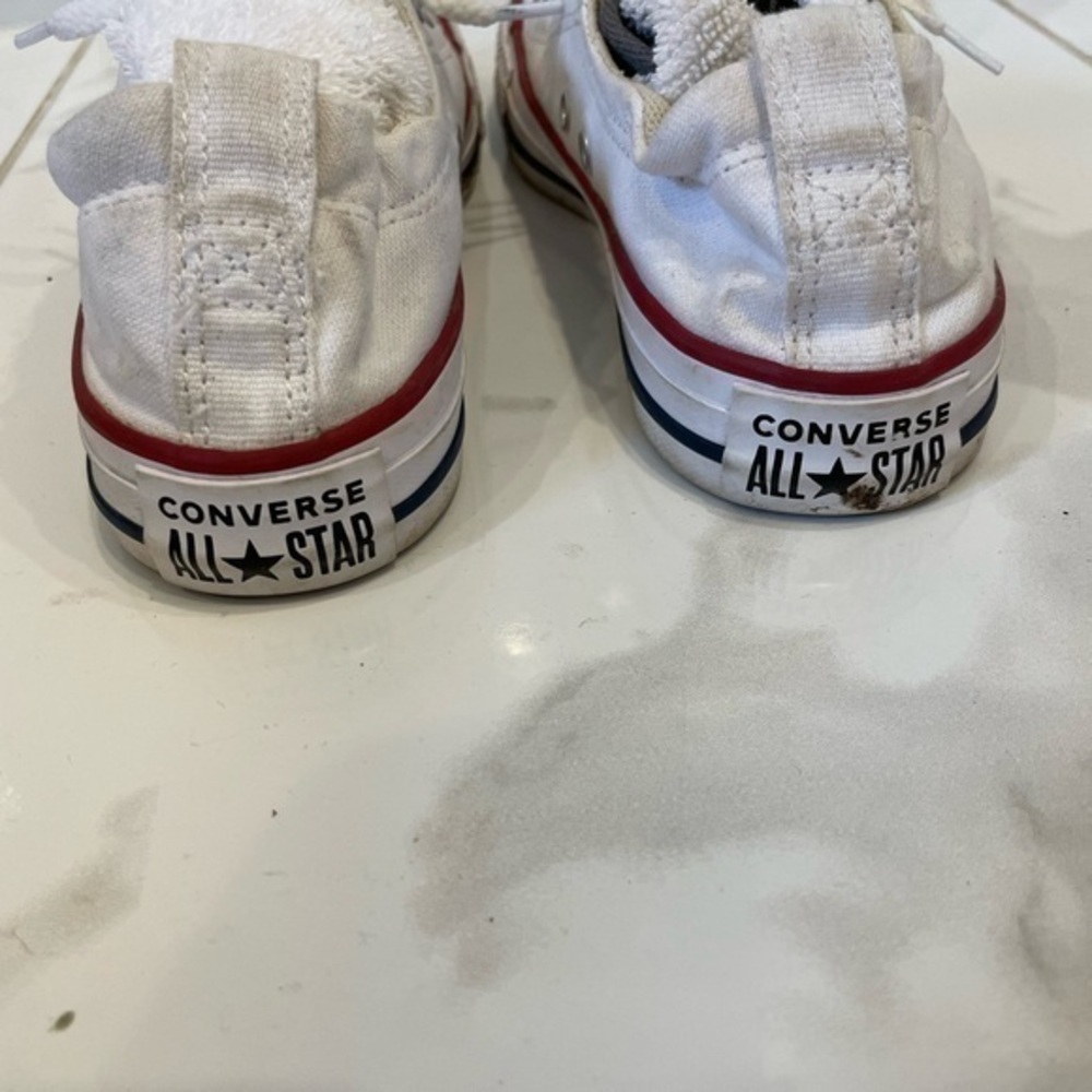 All Star Converse | Chuck Taylor Shoreline Classic Slip On White Sneakers - Picture 10 of 17